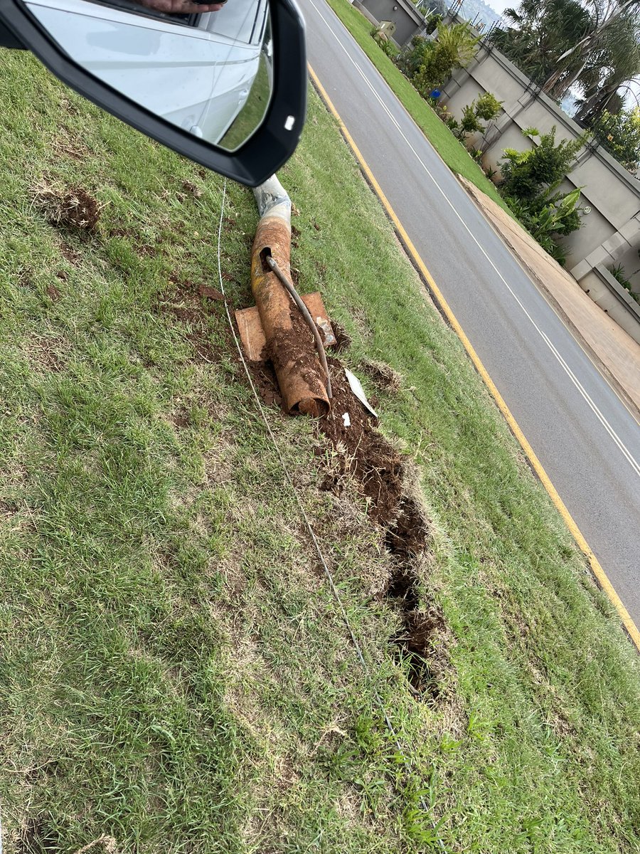 VikelaR's tweet photo. @CityPowerJhb we have had no electricity on a section of Hole in One Ave since 23 December. That is going on 7 days now. We have logged calls, made numerous calls, contacted our District Warden, WhatsAppedd the area supervisor and still NOTHING. I have no words. CP3106537 https://t.co/SYmgvoQUaW