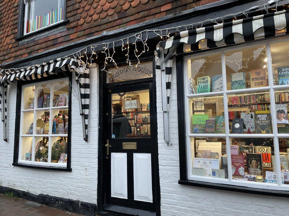 Lovely unexpected trip to Barnetts of Wadhurst, where I treated myself to my only book of the Christmas season, and @tw_people (pictured centre after he gently threw me out of the bookshop) did his best to ensure my upcoming birthday doesn’t suffer the same drought.