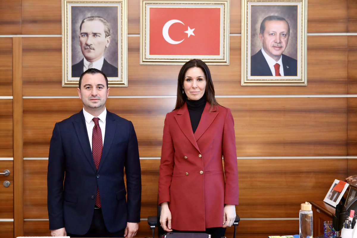 okibrisligil's tweet photo. Genel Başkan Yardımcımız Sn. Çiğdem Karaaslan Hanımefendi'ye nazik kabulleri ve misafirperverlikleri için teşekkür ediyorum.

@csk_bsk https://t.co/Vfreon7qwP