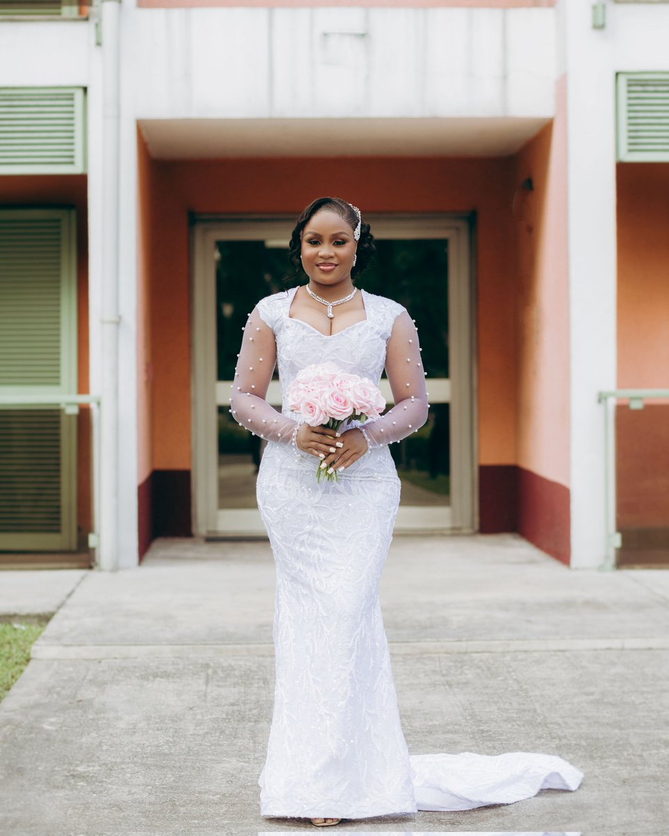 ColetteStitches's tweet photo. There's nothing as Beautiful as Love❤️✨

👗 @ColetteStitches 
📸 @JOZIF269892 https://t.co/hcJcGD3mSY
