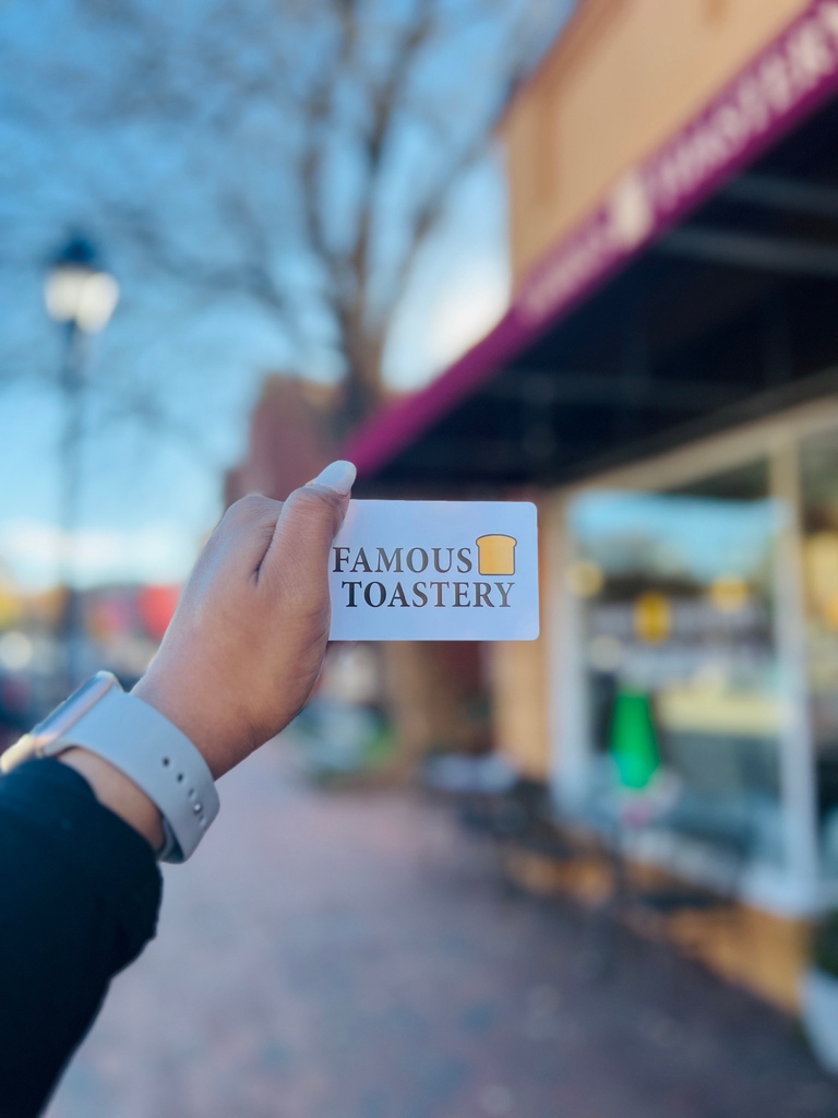 FamousToastery tweet media