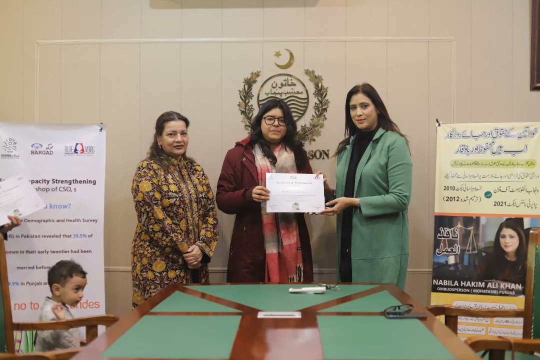 BARGADYouth's tweet photo. Elevating skills and forging connections at Young Omang 2nd Training 🌟🤝

#EmpowerTheYouth #TrainingMoments #youth #YouthEmpowerment #empowerment #YouthWorkshops #youthencouragement #YouthPolicies #YouthDecide #Youthtraining #trainings #ethnicity #diversity #lahore https://t.co/65vFmnmosc