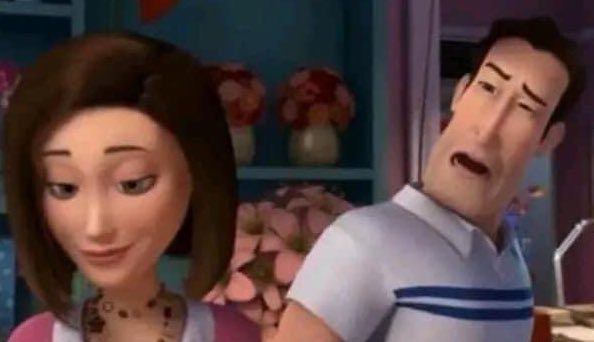 slvppy's tweet photo. this mf really left his girl in a room with a bee and she folded 😭 https://t.co/tc2GyYnFd2