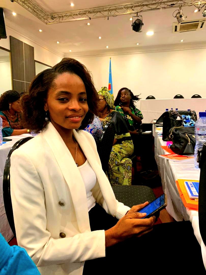ClaireFondation's tweet photo. #RDC_SANTEDESJEUNES:L'an 2023 aurait été une année de la jeunesse,avec des opportunités et perspectives fortes à inverser la situation sanitaire dans tous les domaines. 
Les #OSC sont appelées à rendre dynamique les programmes essentiels des jeunes
#PNSAaskforceAdoJeunes2023 https://t.co/q3A8G6JSAc