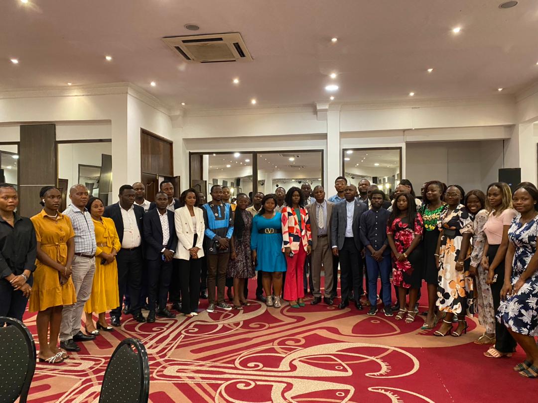 ClaireFondation's tweet photo. #RDC_SANTEDESJEUNES:L'an 2023 aurait été une année de la jeunesse,avec des opportunités et perspectives fortes à inverser la situation sanitaire dans tous les domaines. 
Les #OSC sont appelées à rendre dynamique les programmes essentiels des jeunes
#PNSAaskforceAdoJeunes2023 https://t.co/q3A8G6JSAc