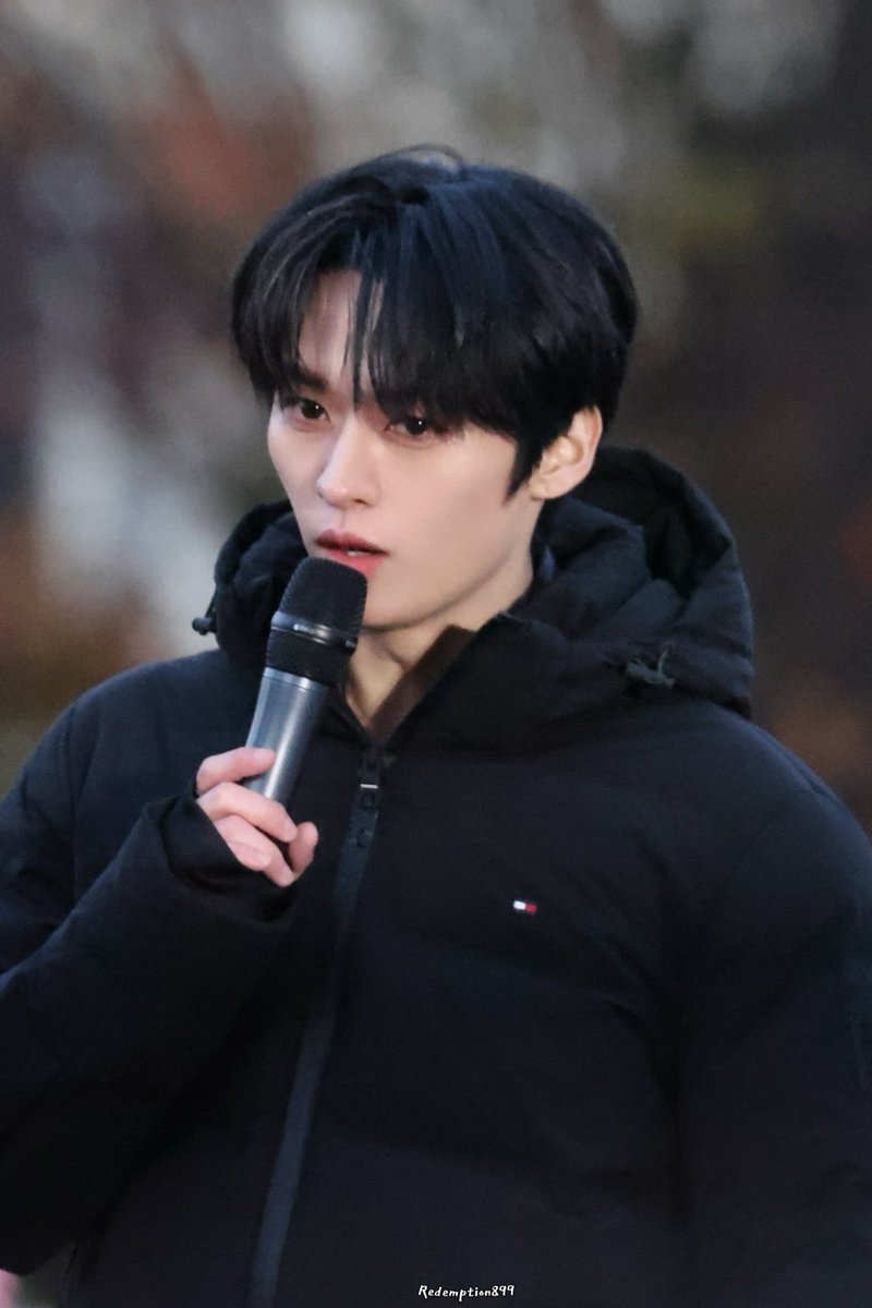 Redemption899_'s tweet photo. #리노 #LeeKnow 
#StrayKids https://t.co/4I3kfnwo3R