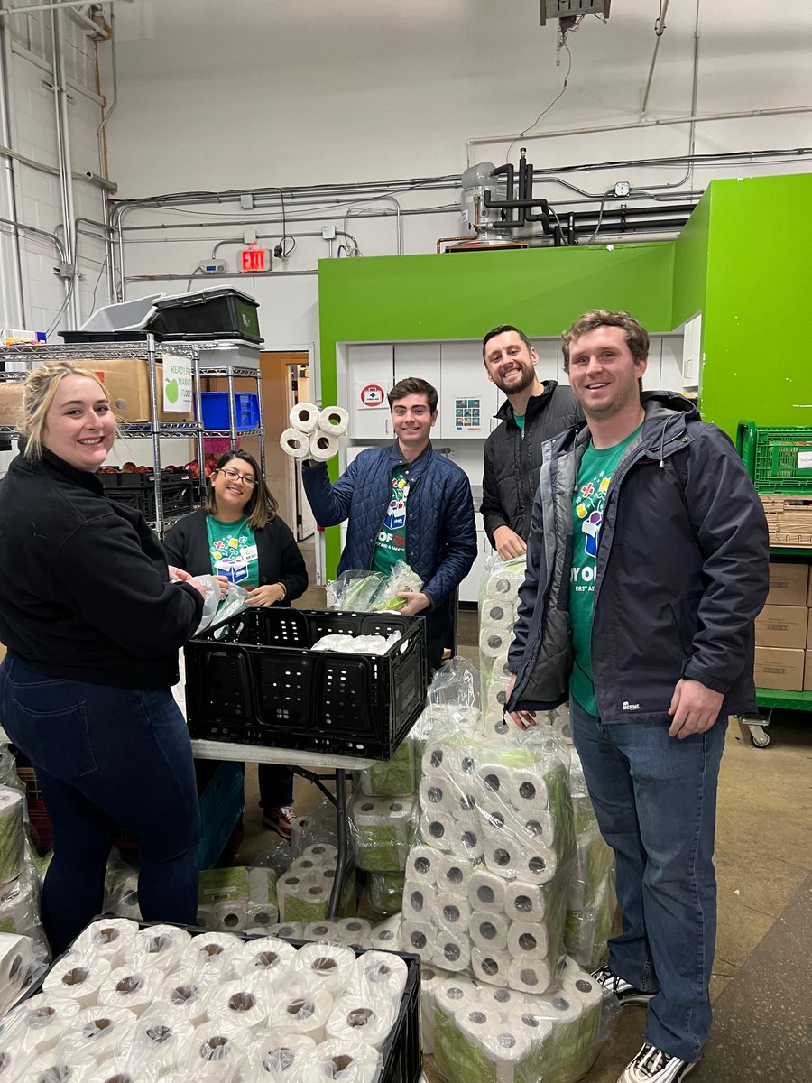 West Suburban Community Pantry tweet media