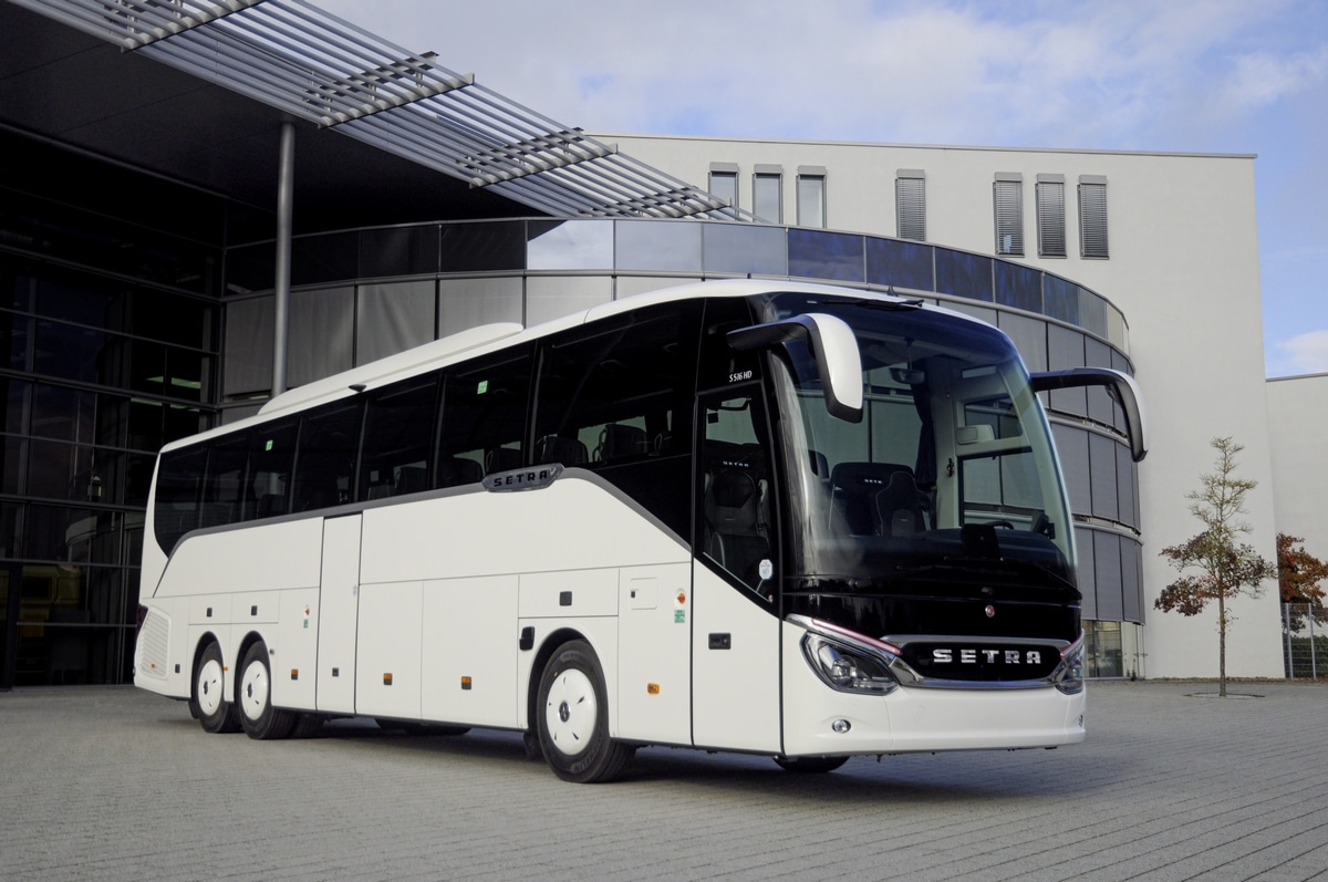 10.000 egzemplarz autokaru Setra 500 wyjechał na trasę
Transinfo - przeczytaj więcej: 
#autokar #DaimlerBuses #jubileusz #Niemcy #S516HD #Setra

transinfo.pl/?post_type=inf…