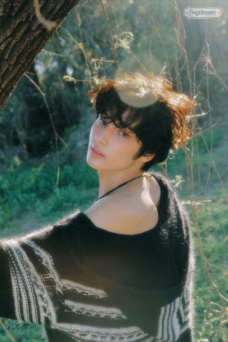 soobsmary's tweet photo. Huening Kai as SUN BEAM ☀️✨✨ https://t.co/NeANQpI6gW