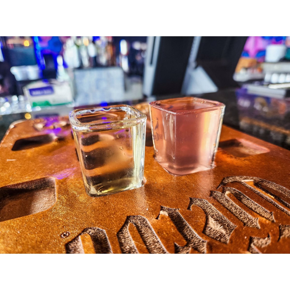 jessicabaleta's tweet photo. Tequila!!!
π₯π₯π₯
#Art #Travel #TravelPhotography #Photo #Photography #Photographer #Wanderlust #Wanderer #Adventure #Explore #Traveling #TravelsFromMySamsung #Traditional #SunTimeSquare #LaRosaMexicanGrille https://t.co/lFrX7ljkNV