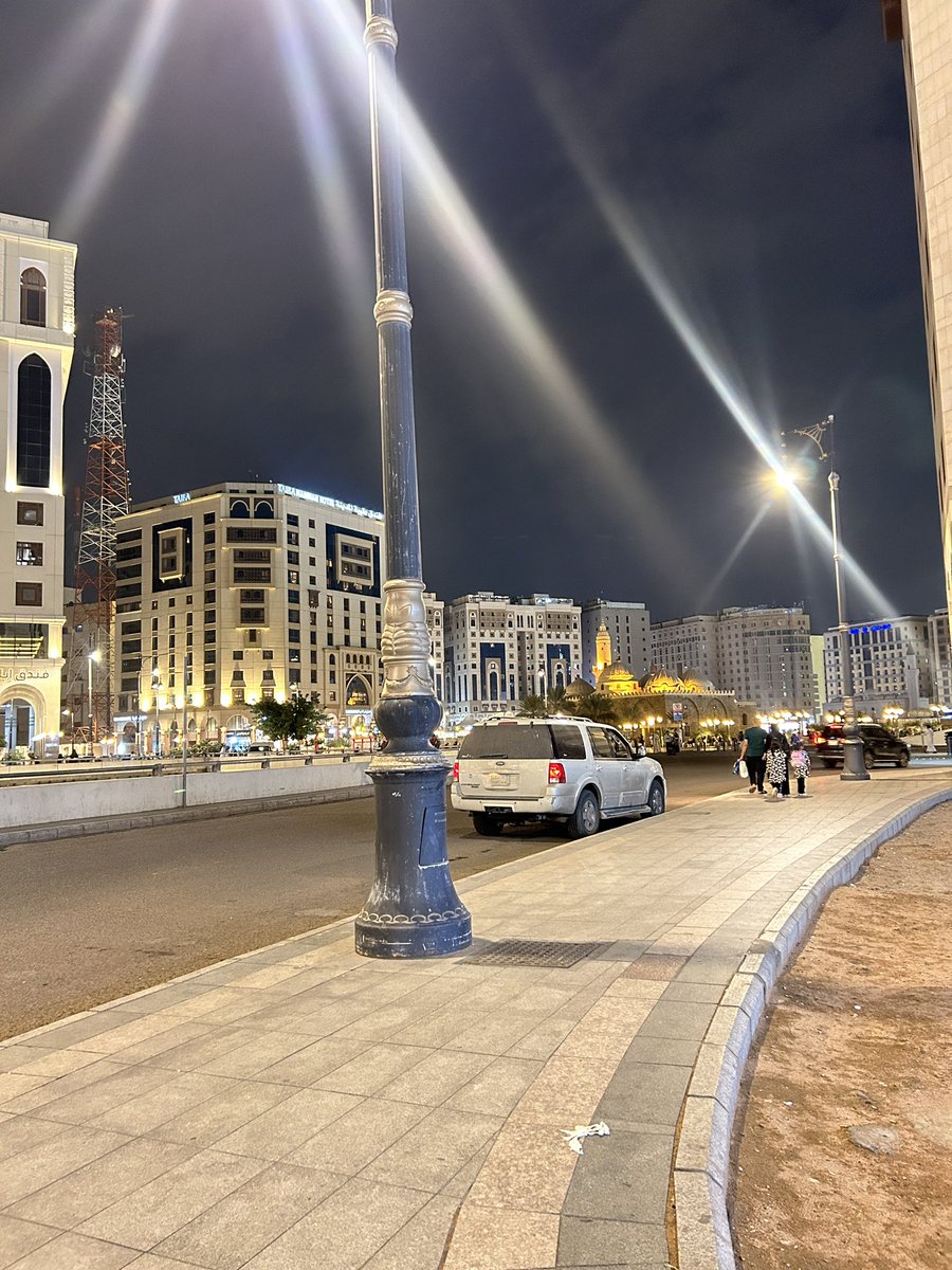 3_ishx's tweet image. vibes in medina🤍