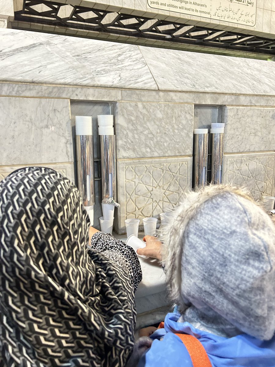 3_ishx's tweet image. vibes in medina🤍