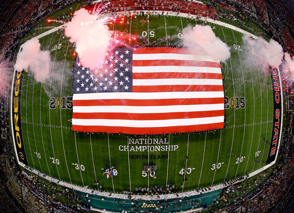 GettyImages's tweet image. We are thrilled to be named an Official Photo Distribution and Licensing Provider of the College Football Playoff @CFBPlayoff! 

As part of the multi‑year agreement, Getty Images will distribute and license CFP‑owned imagery for both editorial and commercial uses via…