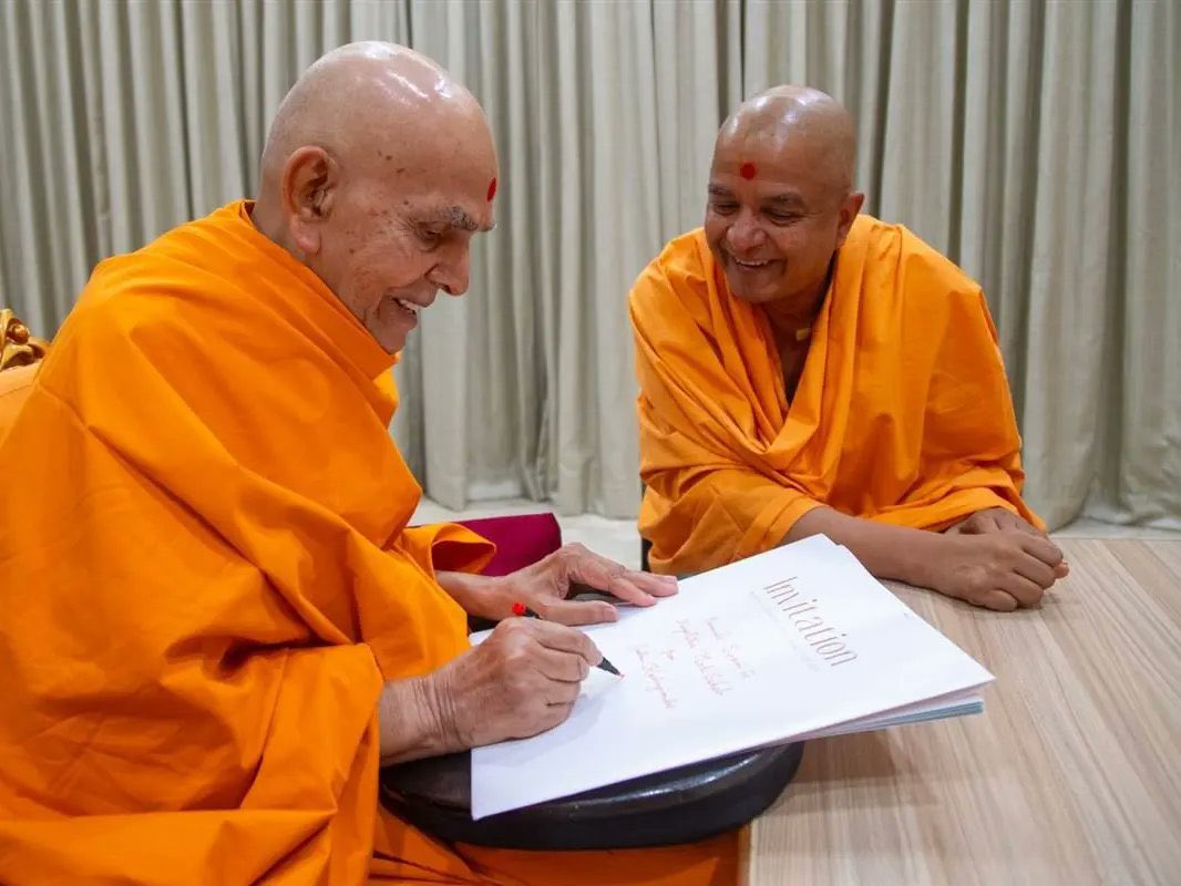 Sajwani's tweet photo. Just in : New Delhi - India Prime Minister Shri Narendra Modi (@narendramodi) accepted the invitation to inaugurate the BAPS Hindu Mandir, Abu Dhabi on the 14th of February, 2024. — @AbuDhabiMandir https://t.co/ljHE6iiEnx