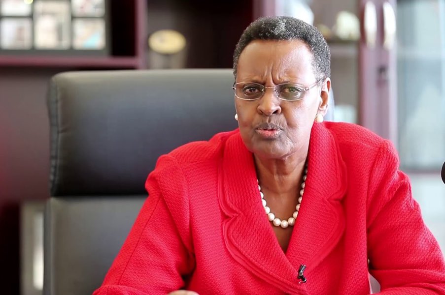 RurekyeraG's tweet photo. #NewsIn: First lady, Janet Museveni tests positive for Covid-19.

She is self isolating at Rwakitura country home. President @KagutaMuseveni is on the otherhand negative while mama Janet is in good state according to president @KagutaMuseveni https://t.co/8YLhjWt7PV