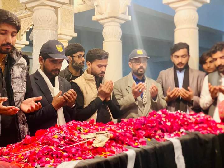 majidali_memon's tweet photo. 16th Martyrdom Anniversary of Daughter of East Shaheed Mohtarma Benazir Bhutto
#RisingSPSF
#DisttNF
#TalukaNF https://t.co/2wQsNcqssO