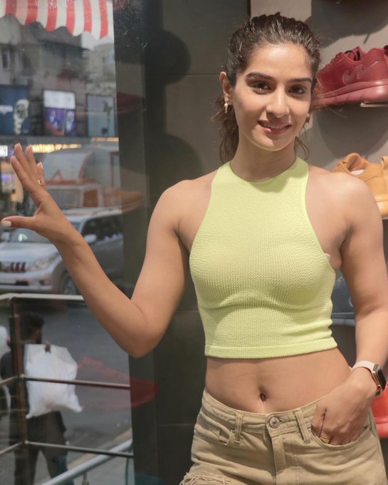 GCcsHEPWkAApTBs?format=jpg&name=small