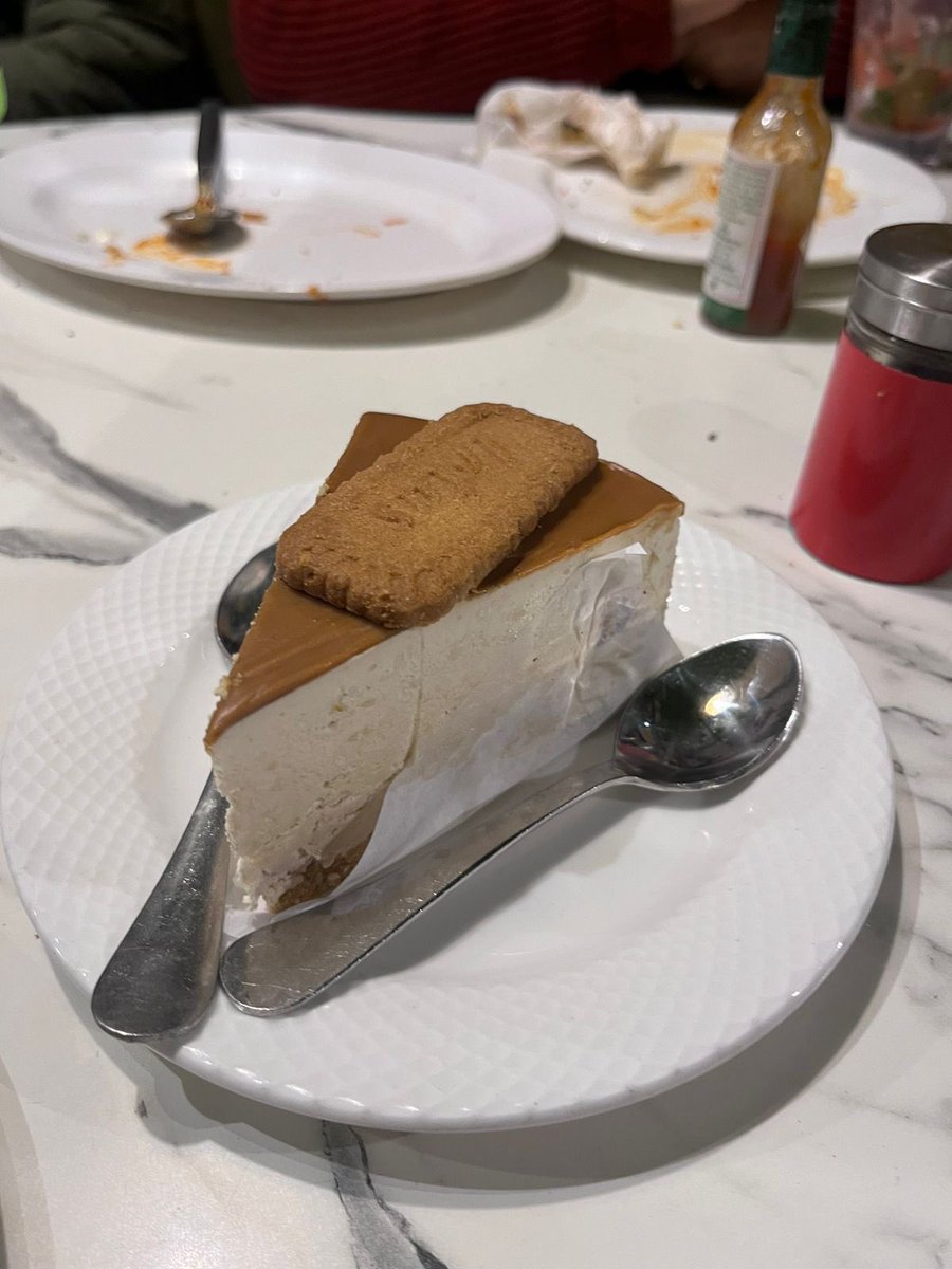 ashitmalik_95's tweet photo. One of the best cafe's in Jim Corbett (Ramnagar) 

Had the best time at Village Vatika Organic Dining! 🍕🍹🍰 Seriously, the pizza, mocktails, and my all-time fave dessert were next level delicious! 🤤

#FoodieAdventures #JimCorbett #Travel #Food #Cafe https://t.co/e7QxioU1K9