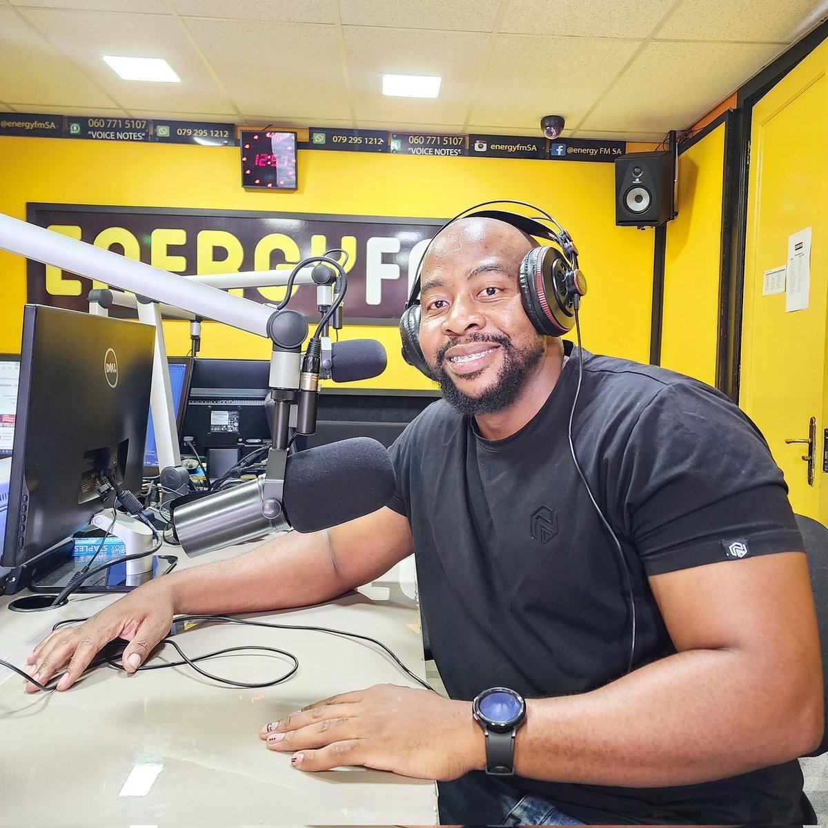 Thabang_ER's tweet photo. R A D I O 

@EnergyfmSA 📍 #ERComedyWhatWhat X Homecoming https://t.co/DchrIJvPQt