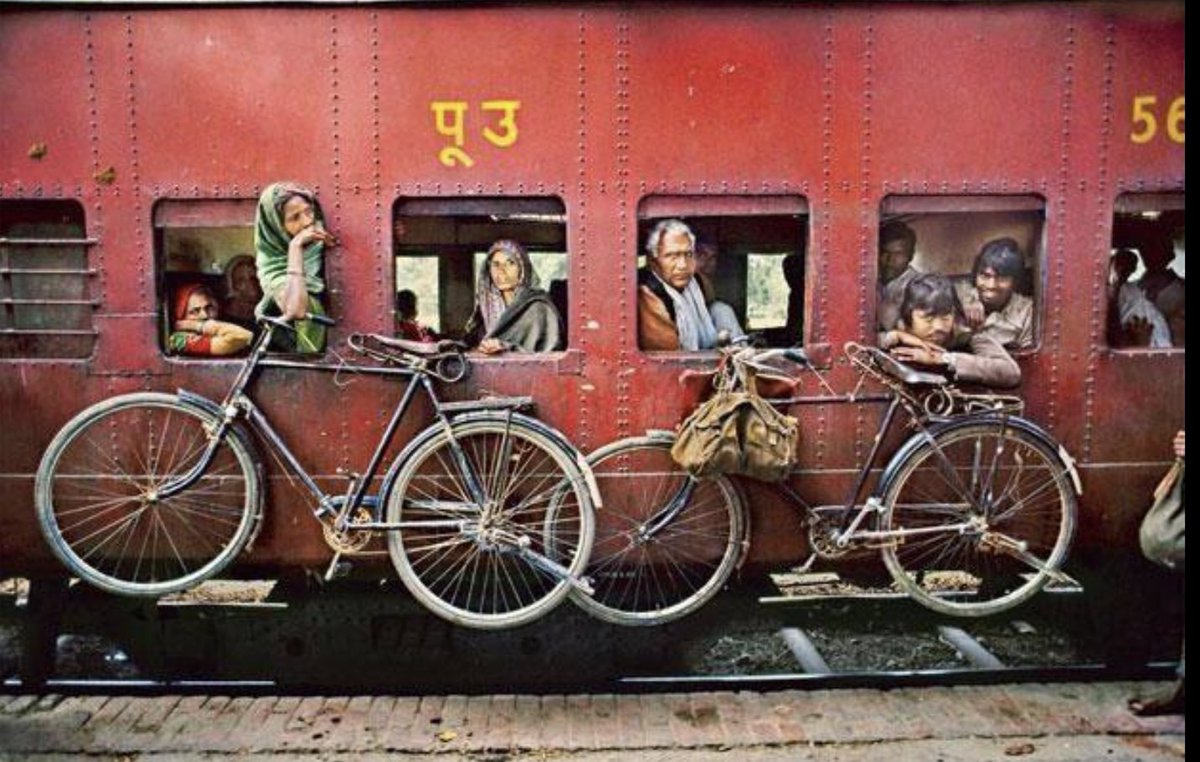 bietags's tweet photo. @Jenotsons Jaunajos vilcienos Velosipēdi jāved šādi!!! https://t.co/DoG8pF0lp6