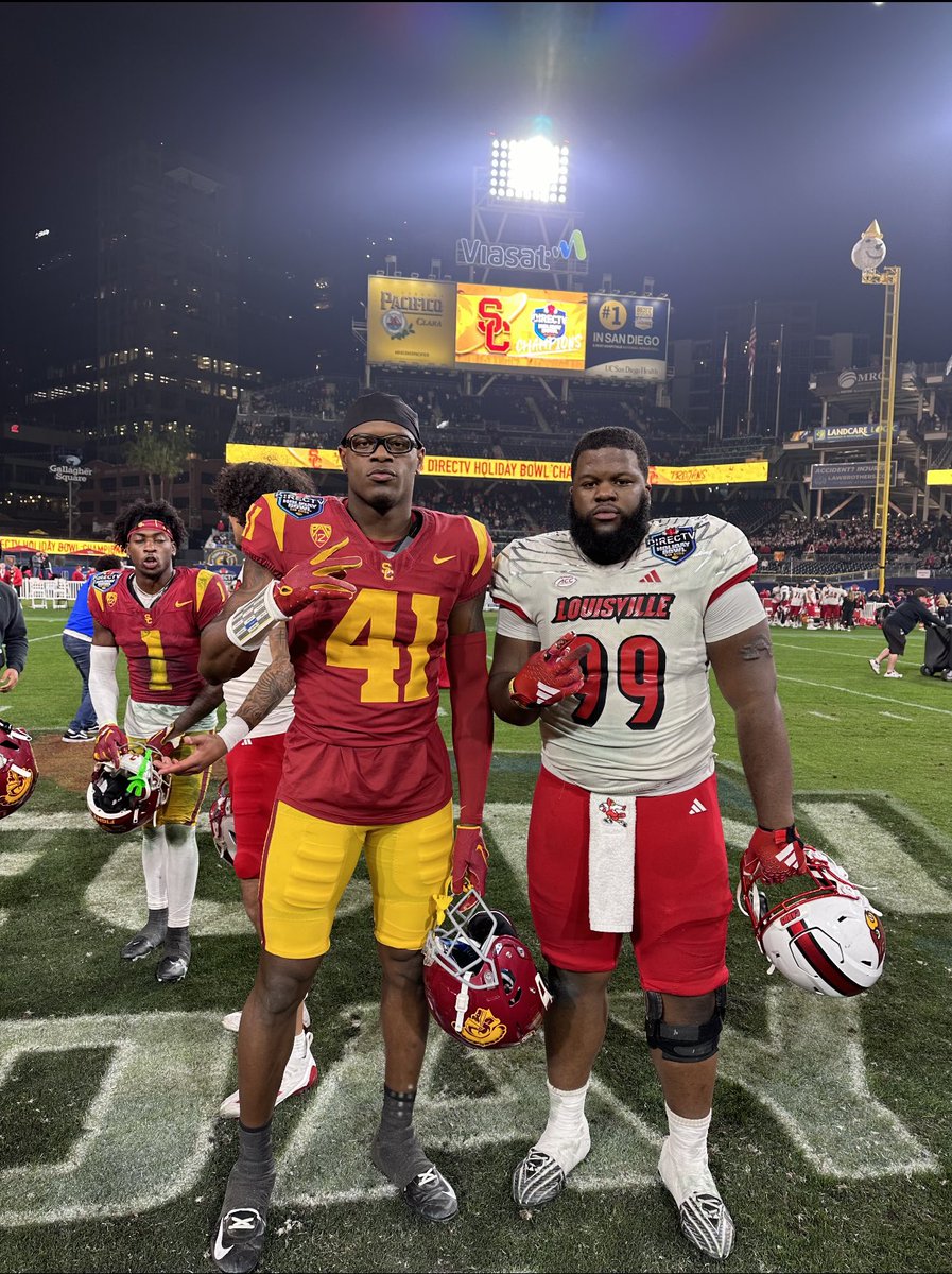 Congratulations to these two young men that we had the privilege to coach. We are definitely proud of how these young men play and carry themselves. @Dtell99 and @garrison_madden They faced off in the bowl game last night. Get a good look and learn their names.