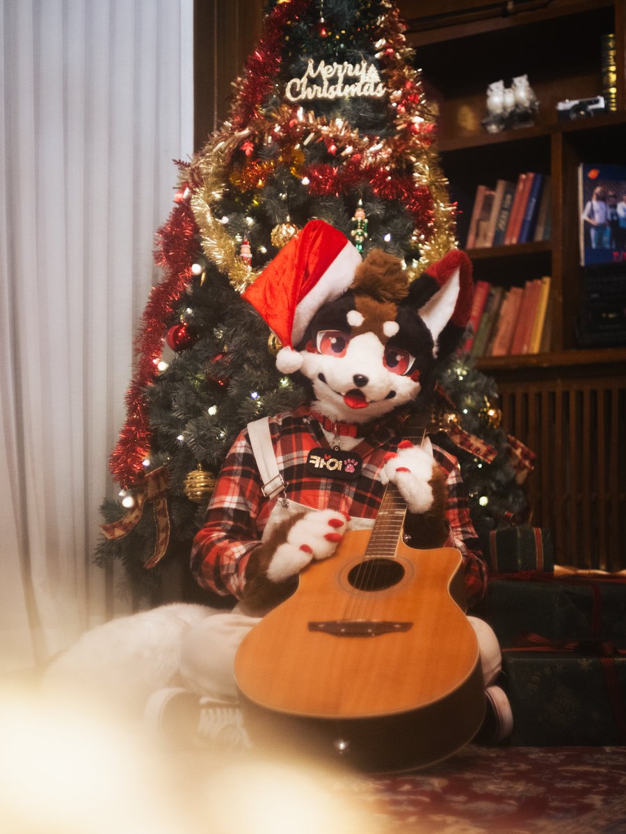 #퍼슈트 #Fursuit #FursuitFriday 

고요한 밤 거룩한 밤
silent night, holy night