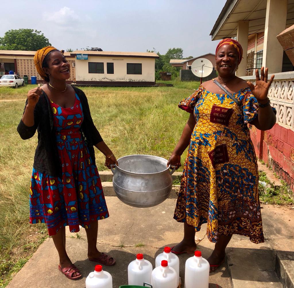 WFP_Ghana's tweet photo. Spreading holiday cheer in Adidome &amp; Sogakope! LEAP beneficiaries supported by @WFP, just received items to support their mat-making, soap-making, oil palm, and gari processing businesses. 
Their gratitude warms our hearts. https://t.co/ryPUjoULLk