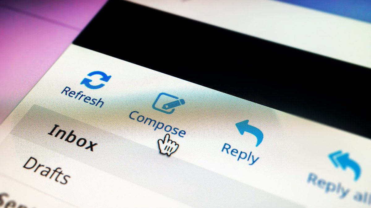 More than a quarter of #employees expect they will be responding to work emails over the #holidays. 

Unwrap more of <a href="/Workhuman/">Workhuman</a>'s insights: rte.ie/news/ireland/2… 

#HumanWorkplaceIndex