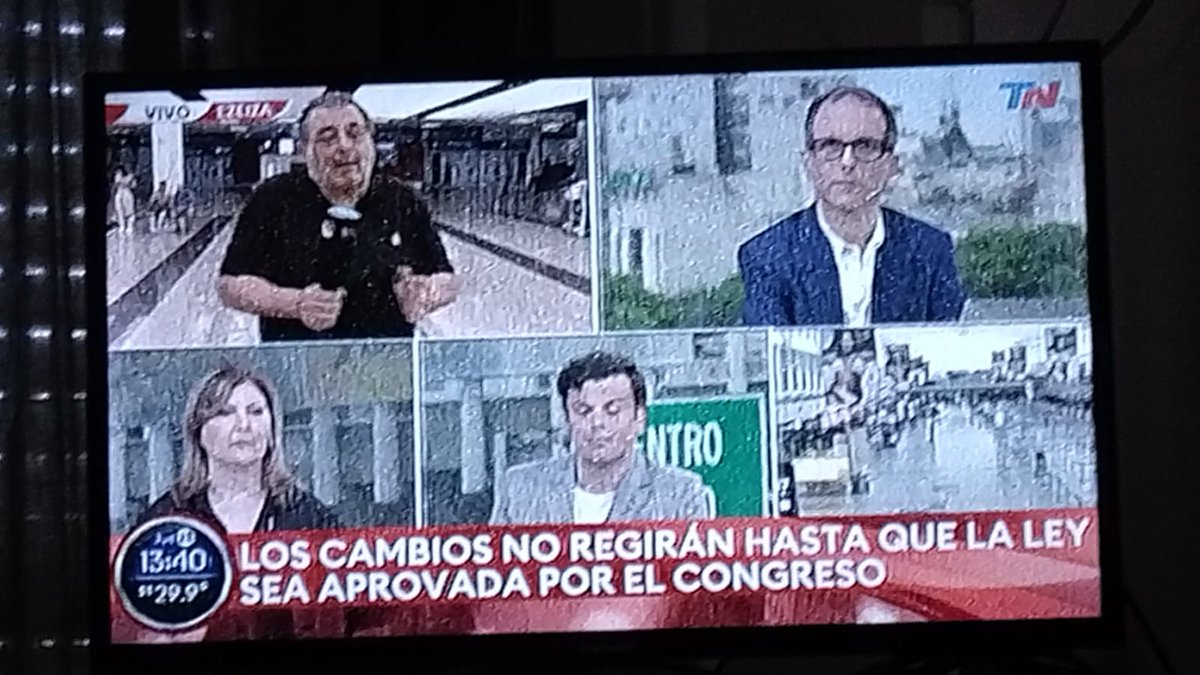ivanam_87's tweet photo. Mi primera chamba @todonoticias https://t.co/e2aENcIAkb