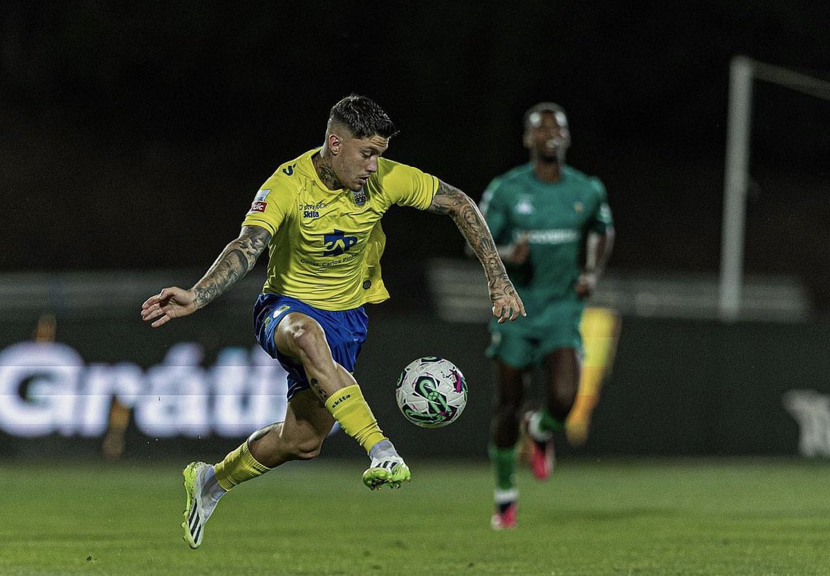 MalcomPronos's tweet image. #LigaPortugalBetclic 🇵🇹 21h

𝗘𝘀𝘁𝗿𝗲𝗹𝗮 𝗔𝗺𝗮𝗱𝗼𝗿𝗮 ⚡ 𝗔𝗿𝗼𝘂𝗰𝗮

- Cristo González @ 3,50 (0,4%)
- Cristo González/Mujica  @ 2,00 (0,7%)
- Cristo González/Mujica MT @ 3,40 (0,4%)

#TeamParieur