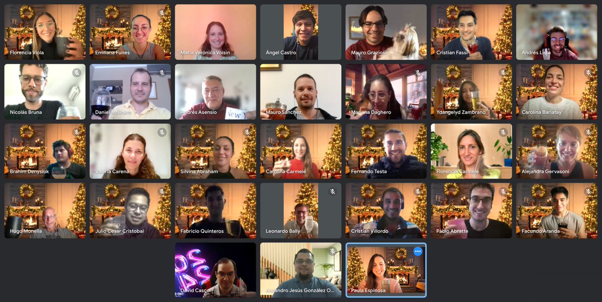 SMARTFENSE's tweet photo. ¡En SMARTFENSE hoy hemos brindado 🥂 los éxitos logrados en 2023, y por las mejoras a implementar en 2024! 🎆 

Puedes leer nuestro resumen de fin de año aquí: https://t.co/jKgYsDxGdk https://t.co/fP9QSDoaD6