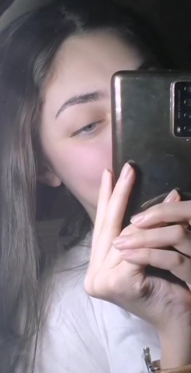 عـندك 𝗶𝗻𝘀𝘁𝗴𝗿𝗮𝗺 🌐🤔؟ 

◯ اي 

◯ لا