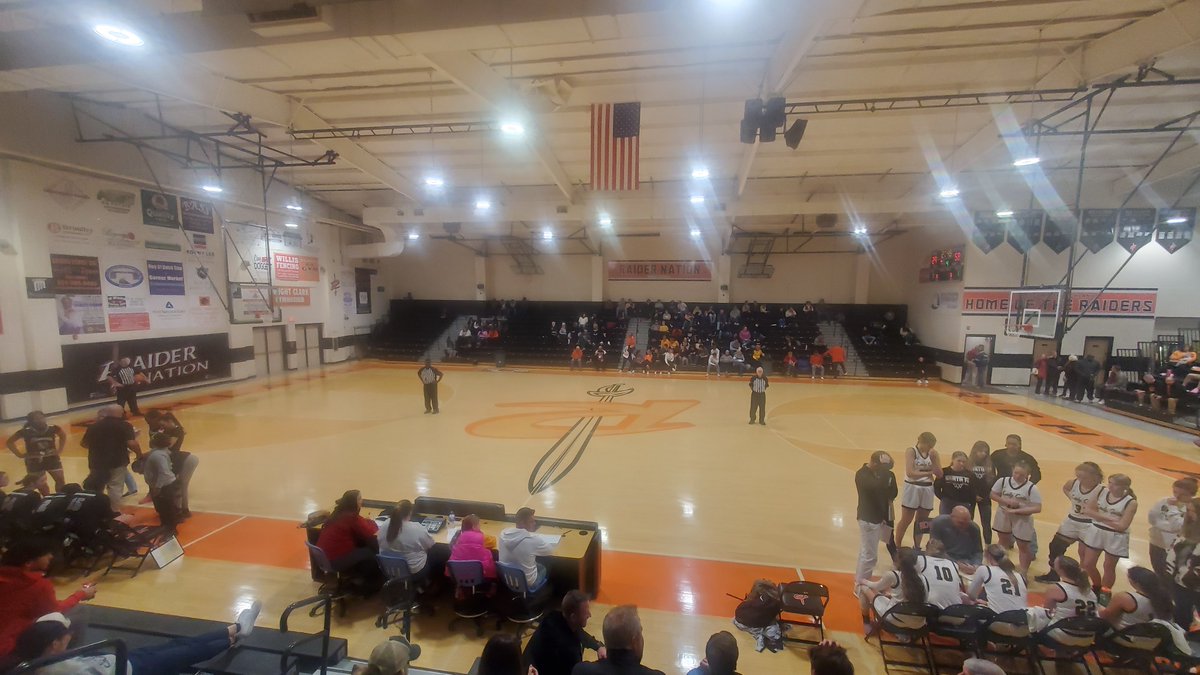 Ravenwood6MC (@raptorhoopsfan) on Twitter photo Running a bit behind from Richland HS with 1 minute still to play in a girls game. <a href="/wcsRHSBball/">Ravenwood Basketball</a> Raptors (12-0) set to take on the Station Camp Bisons (9-4) in a semifinal when this one finishes. Hear it on RaptorAthleticsLive.Mixlr.com!! #PaintItRED Running a bit behind from Richland HS with 1 minute still to play in a girls game. <a href="/wcsRHSBball/">Ravenwood Basketball</a> Raptors (12-0) set to take on the Station Camp Bisons (9-4) in a semifinal when this one finishes. Hear it on RaptorAthleticsLive.Mixlr.com!! #PaintItRED