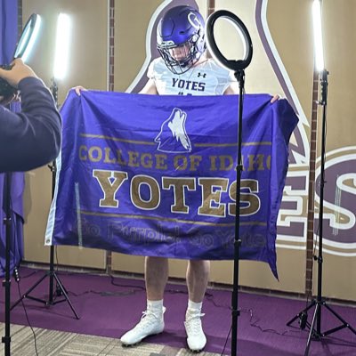 #NewProfilePic Go Yotes 💜