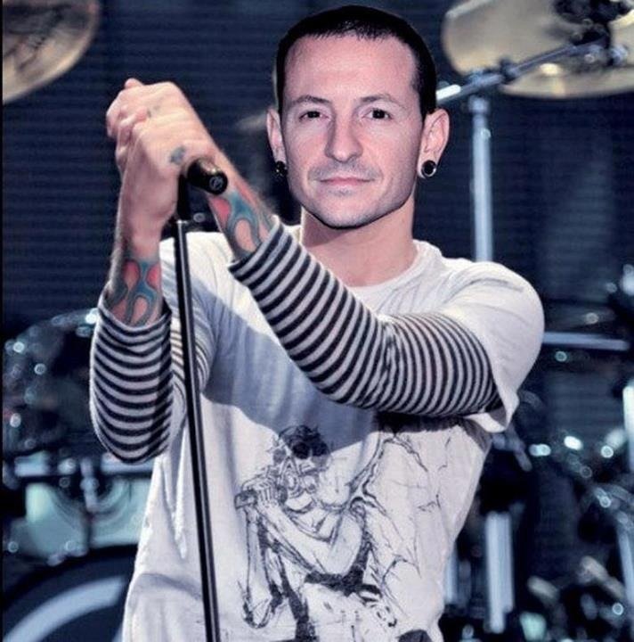 blisslessly's tweet photo. I still miss you... 🙏🖤
#LPFamily
#MakeChesterProud
#FuckDepression https://t.co/xUrDnMQBgp