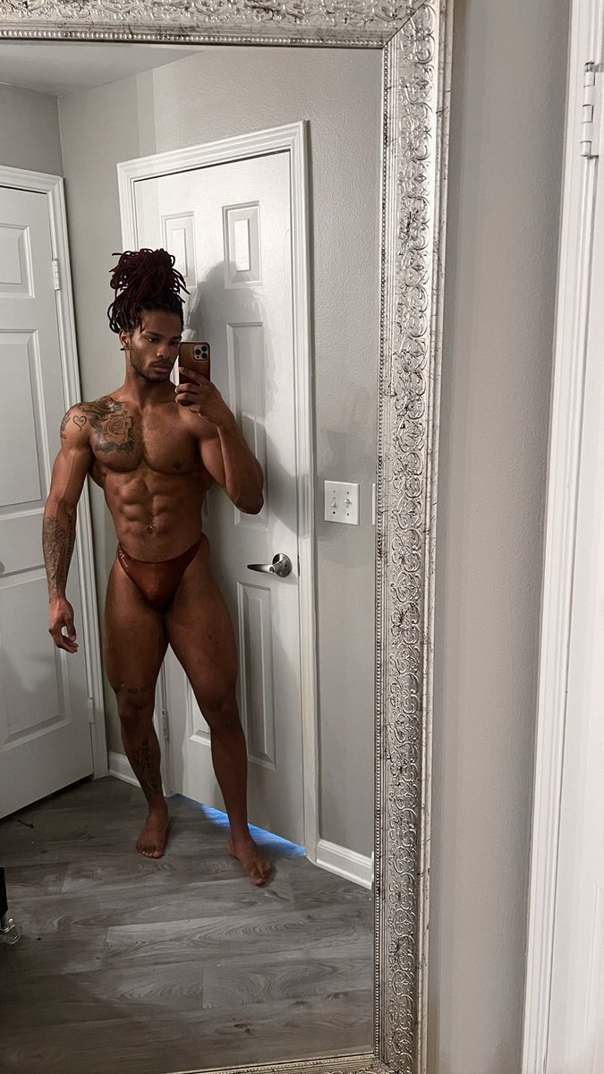 DominicanNacier's tweet photo. Honestly I’m really shocked at the material ! 💪🏾🥵 https://t.co/FovZRkX58z