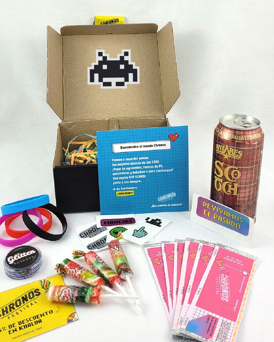 Además del desarrollo de la identidad visual para <a href="/chronos_oficial/">la chronos</a>, trabajamos en la generación de contenido para redes sociales 😉
En el diseño tomaron protagonismo el degradado en la paleta de colores, tipografía 8 bit, elementos del mundo de los videojuegos y personajes😎
