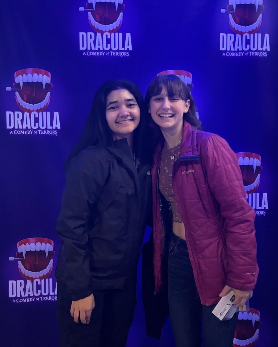 Dracula Comedy tweet media