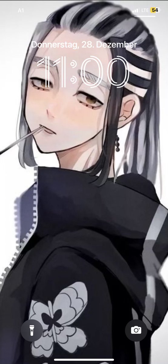 reallilmisa's tweet photo. @angerannt Who knows him? https://t.co/eYkx6W3KZo