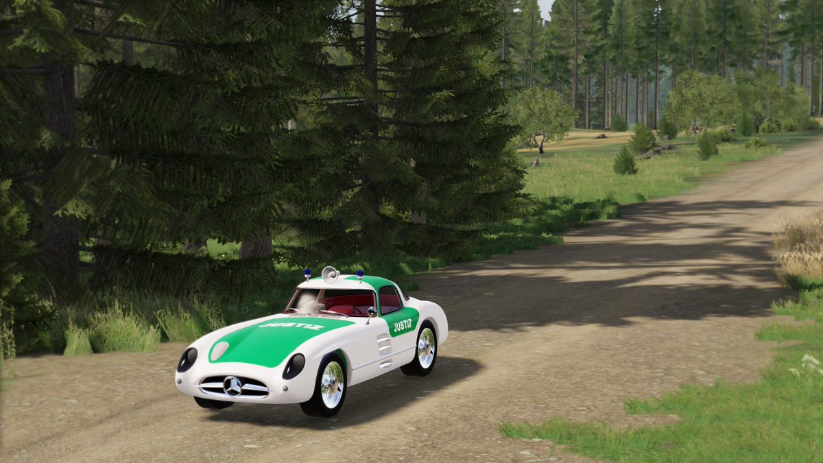 PanthorDE's tweet photo. Das Geschenk für Silvester ist fertig. #SLR300 #Mercedes https://t.co/thzOOU9xJy