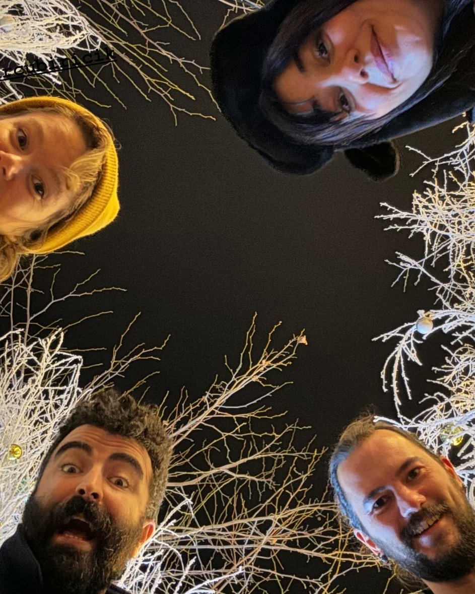 curcufans's tweet photo. Bu güzel resimleri gördüğüm için çok mutlu oldum🥰🎄🥶 https://t.co/a1j5dBmAg1