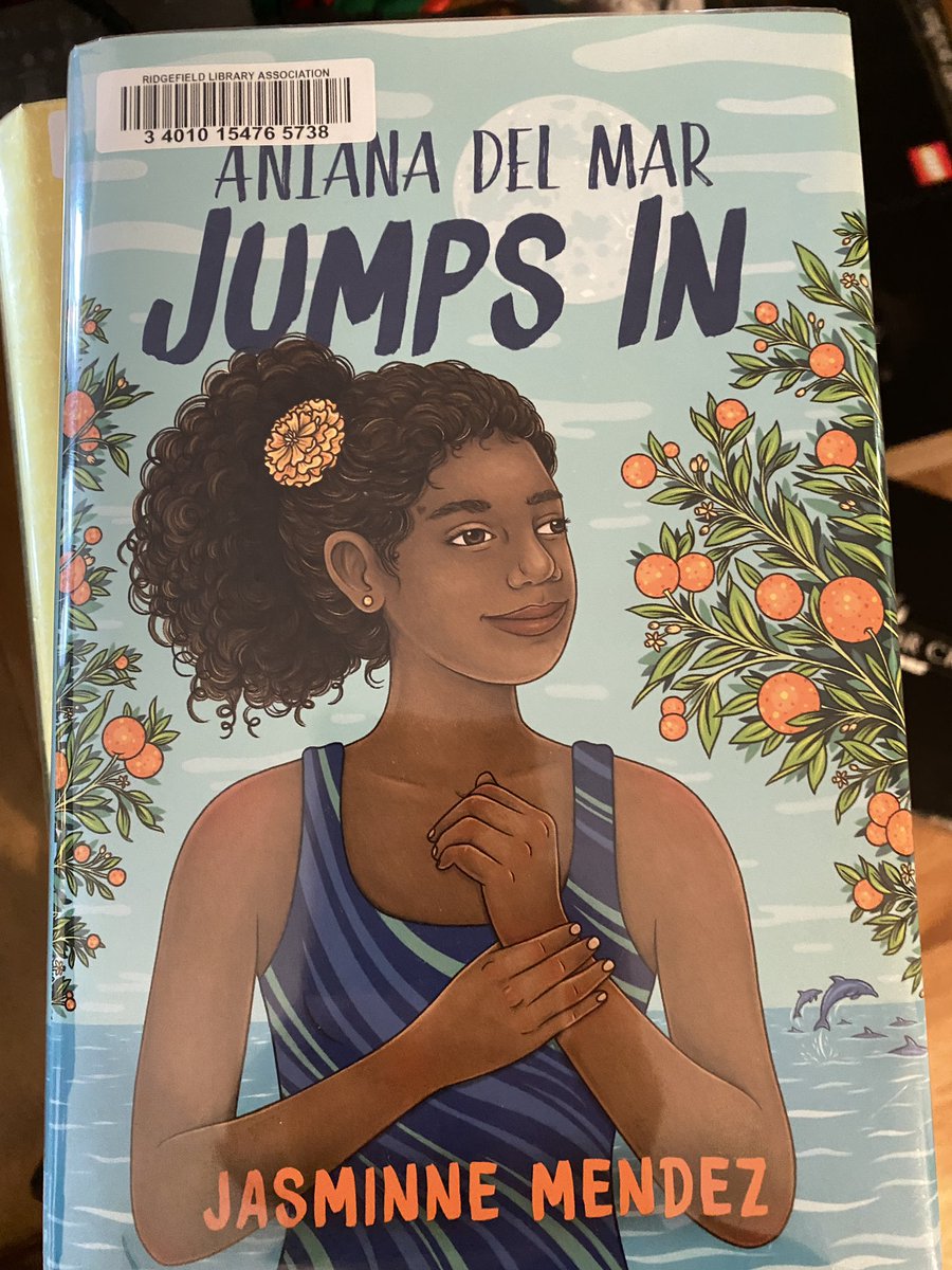 This #mg novel in verse was great! @jasminnemendez Thanks for the recommendation (a few months back) @JanineHLe 🤩