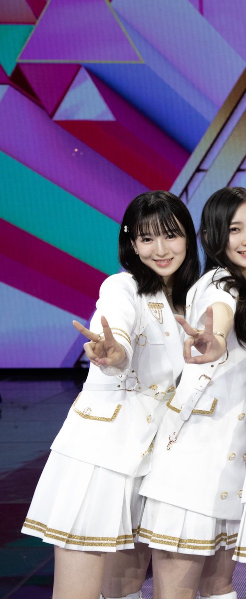 suzufiles's tweet photo. ˚ʚ♡ɞ˚
[📸] oricon news | 231227 

&amp;ME

#ME_I #ミーアイ #山本すず #YamamotoSuzu #ME_I_SUZU #미아이 https://t.co/LQLJ1GZgak
