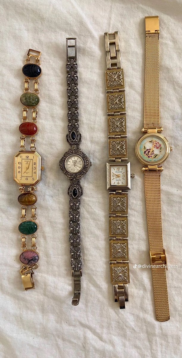 dazzlinghavens's tweet photo. Vintage watches https://t.co/viOSlRktjA