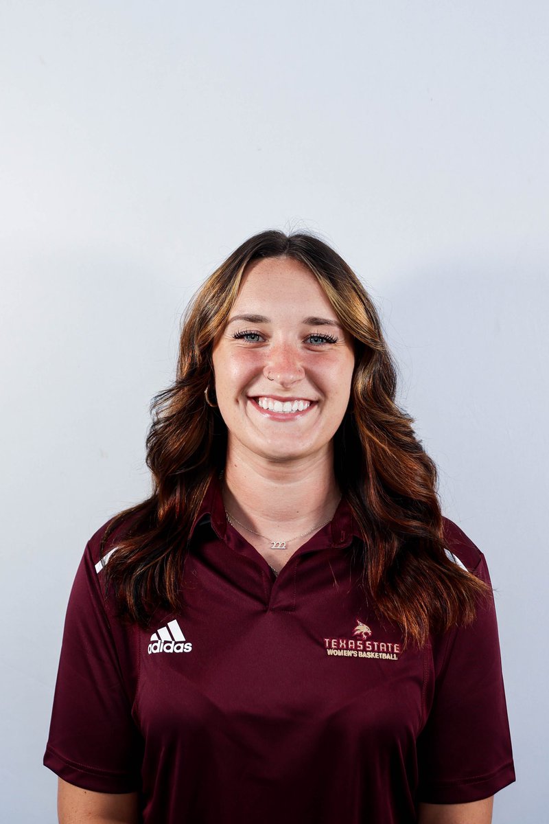 Finished My Hooping Career, First Gen. Masters Degree, &amp; Moved From Delaware to Texas… Been A Very Busy &amp; Blessed Year 💙