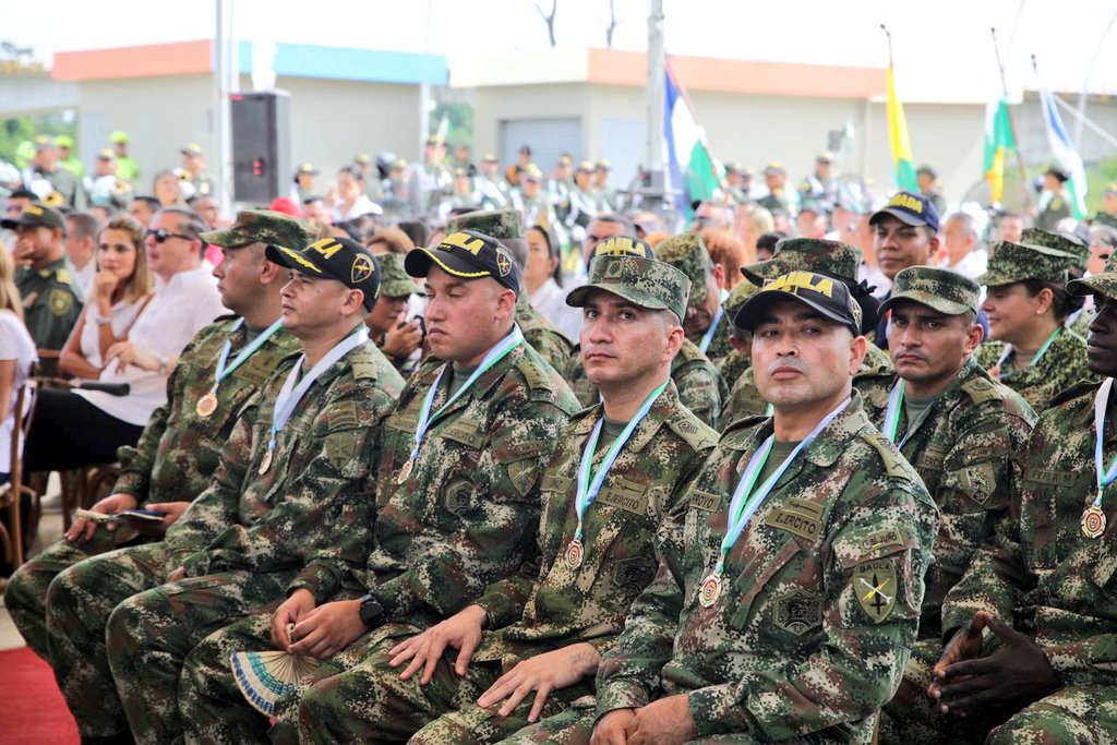 Ejercito_Div7's tweet photo. Agradecemos a la @GobCordoba_, por el reconocimiento a nuestros soldados de la #Brigada11, hombres y mujeres que día a día trabajan incansablemente por alcanzar la paz y la estabilidad en las comunidades que conforman este hermoso y prospero departamento.  
#PlanAyacucho https://t.co/QZrsD3cGwL