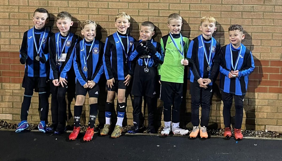Congratulations to our U8 Rockets, winning the HQH tournament at U9 level. Well done boys!