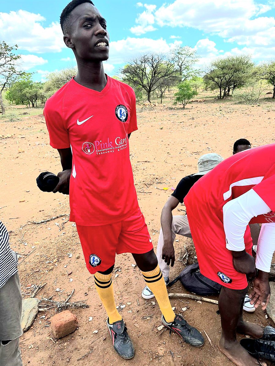 KitAid's tweet photo. Some great photos just in from the Kezi District in rural #Matebeleland #Zimbabwe
Can anyone help to identify which Club donated the kit. Was it @LangleyFC_  #ClubLangleyFC 
@Kent_Online @fiberkshire https://t.co/lQMsLUjUmH