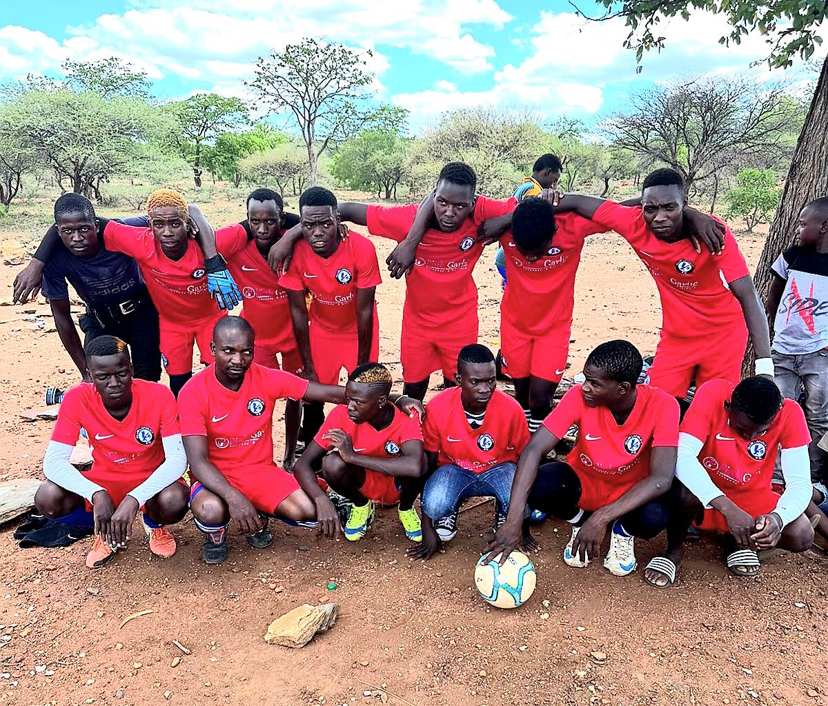 KitAid's tweet photo. Some great photos just in from the Kezi District in rural #Matebeleland #Zimbabwe
Can anyone help to identify which Club donated the kit. Was it @LangleyFC_  #ClubLangleyFC 
@Kent_Online @fiberkshire https://t.co/lQMsLUjUmH