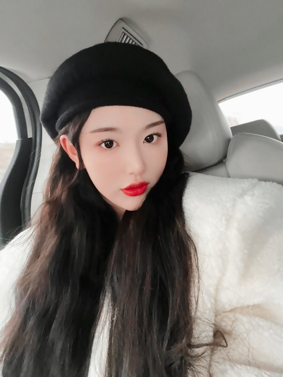 𝑔𝑜𝑑𝑑𝑒𝑠𝑠 𝑜𝑓 𝑓𝑟𝑎𝑔𝑟𝑎𝑛𝑐𝑒𝑠. tweet media